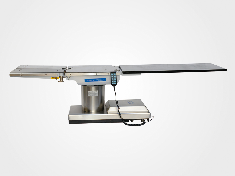 99E-3型電動(dòng)影像綜合手術(shù)臺(tái)